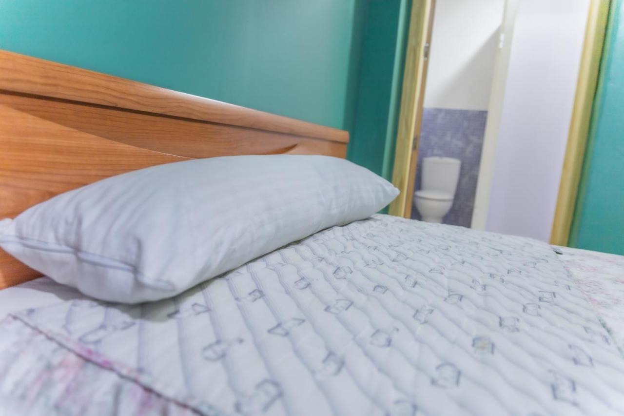 Albergue Rojo Plata Torremegía المظهر الخارجي الصورة