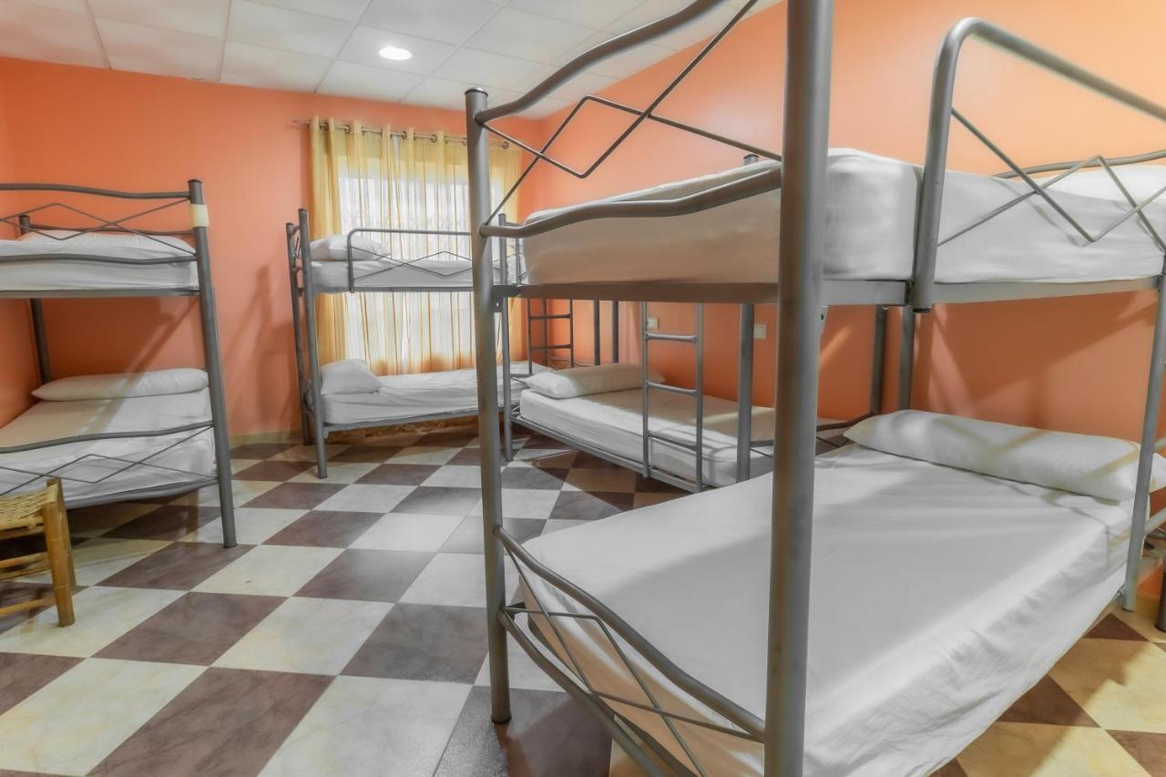 Albergue Rojo Plata Torremegía المظهر الخارجي الصورة