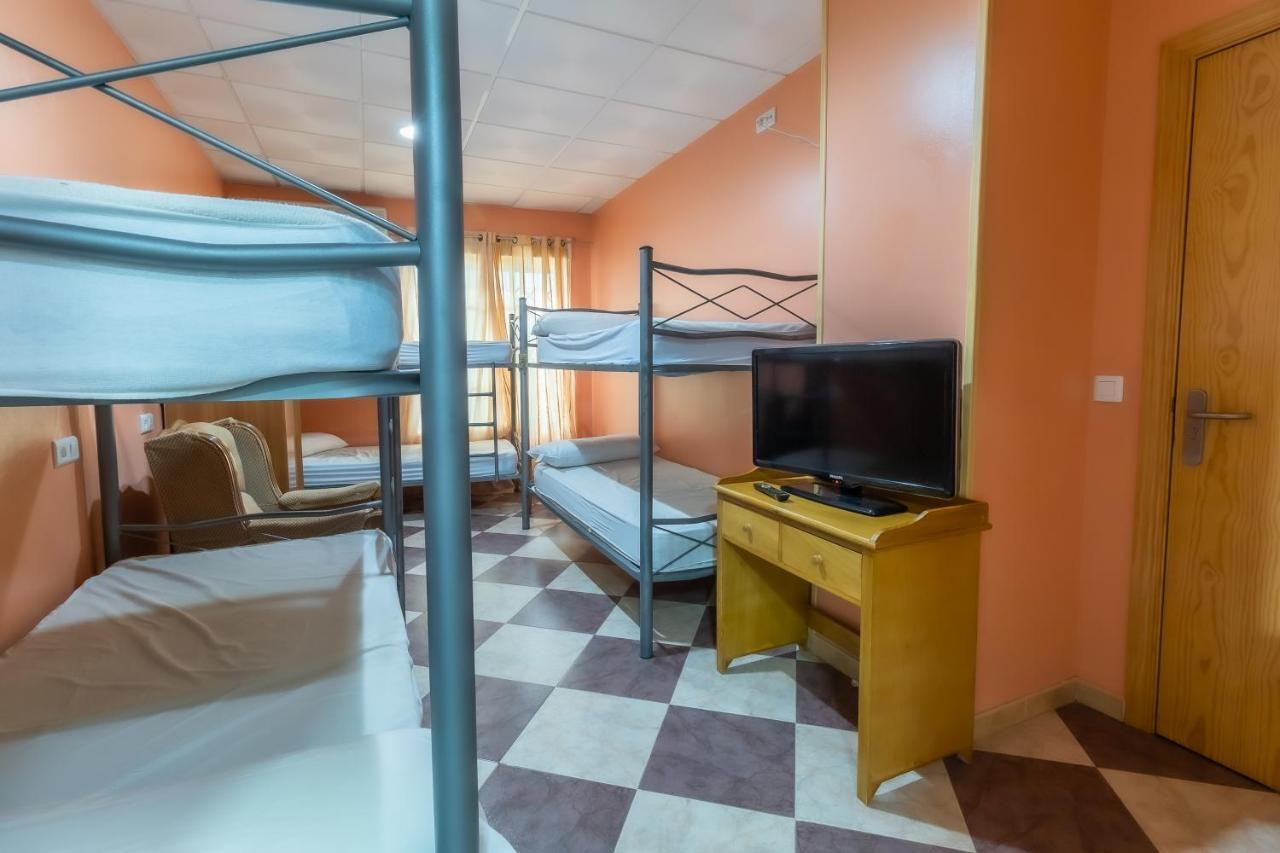 Albergue Rojo Plata Torremegía المظهر الخارجي الصورة